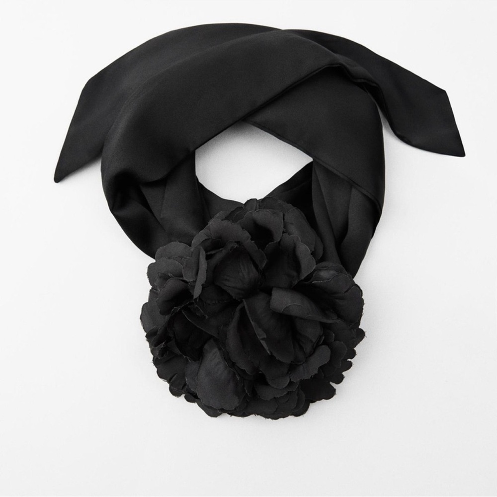 ZARA FLORAL SCARF - Picture 6 of 6